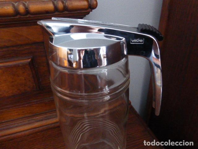 Vintage: JARRA DE CRISTAL CON TAPA QUE LLEVA BOTON PARA PODER ABRIR Y SERVIR - Foto 2