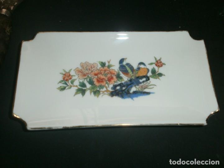 Vintage: Peque&ntilde;a bandeja vaciabolsillos cer&aacute;mica dibujo flores pajaros made in Japan - sello 15,5 X 8,5 cm.