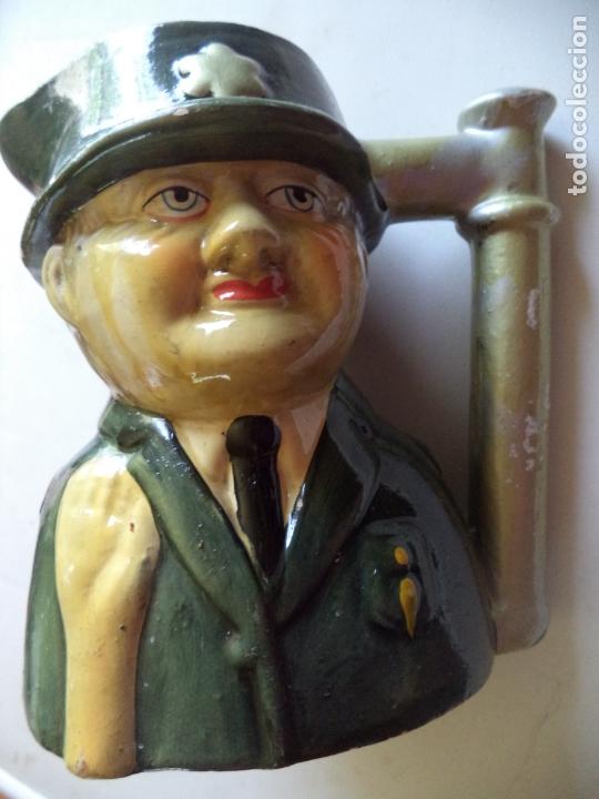 Vintage: JARRA DE CERAMICA BUSTO Y CABEZA DE UNIFORMADO 18CM ALTURA X15 DE ANCHO BUEN ESTADO