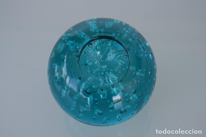 Bola de cristal pisapapeles 9 cm azules