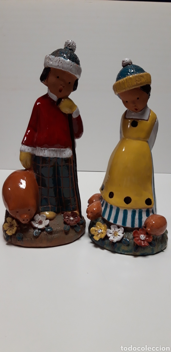 Vintage: Pareja de figuras 28 y 26 cm