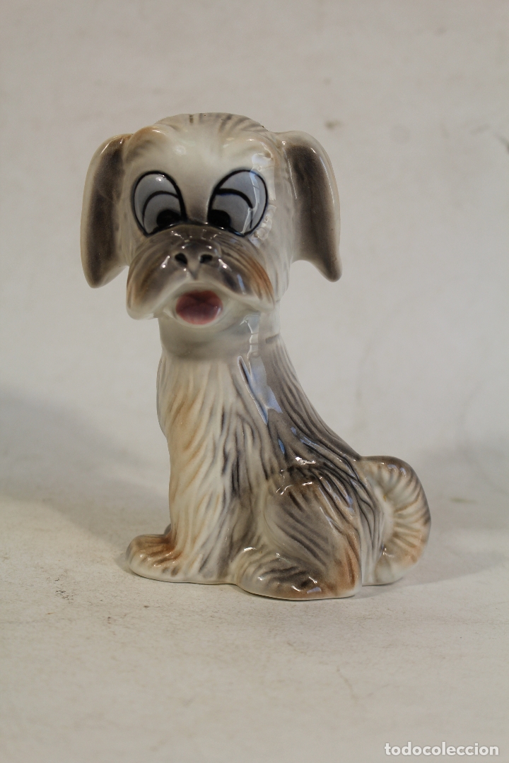 Vintage: figura de perro en ceramica