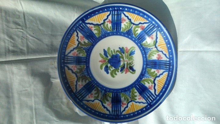 Vintage: Precioso plato decorativo de unos treinta cent&iacute;metros de di&aacute;metro de estilo mallorqu&iacute;n de Mah&oacute;n por