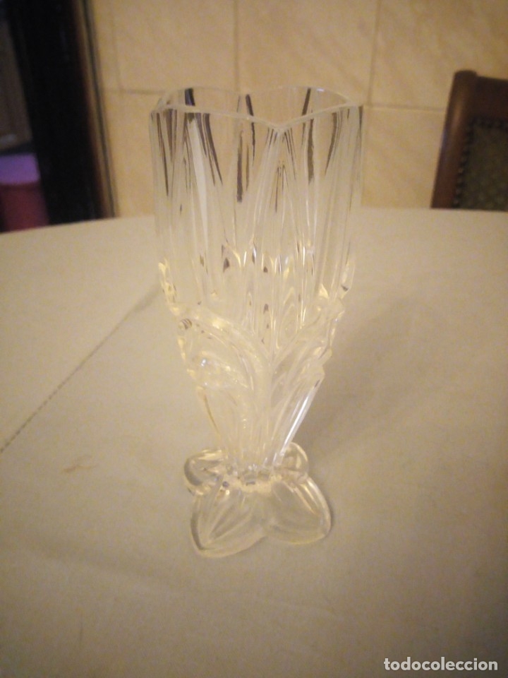 Vintage: Bonito jarr&oacute;n de cristal. - Foto 1