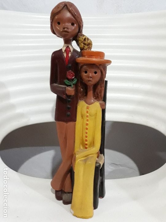 Vintage: Figura pareja de novios enamorados- original dise&ntilde;o a&ntilde;os 60/70