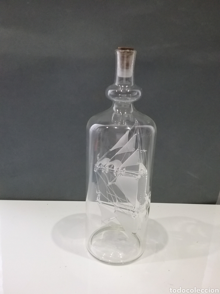 Vintage: Botella en cristal con barco. - Foto 1