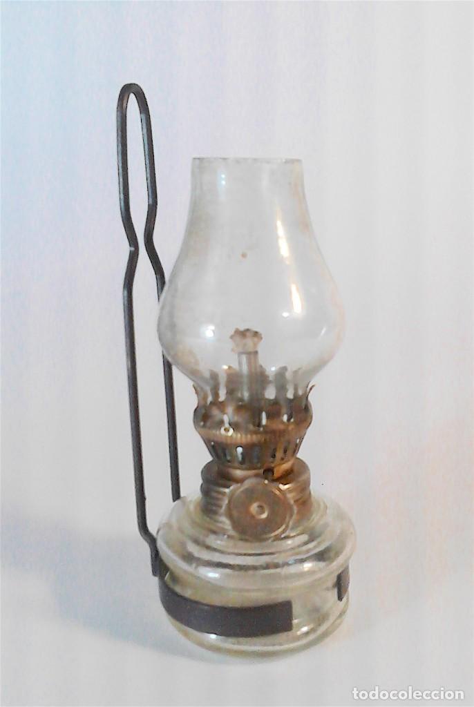 Vintage: Antiguo mini Quinqu&eacute;.  11 cm. - Foto 1