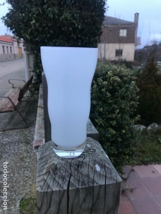 Vintage: Vaso moldeado, blanco - Foto 1
