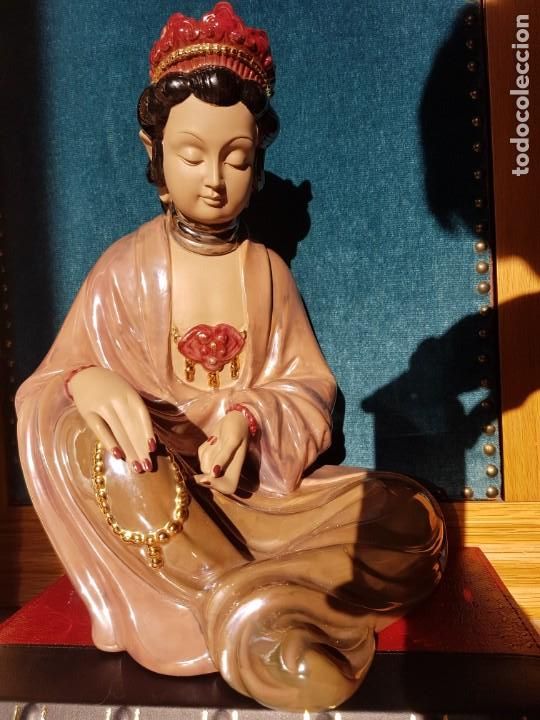Vintage: Figura budista de porcelana valenciana Marco Giner