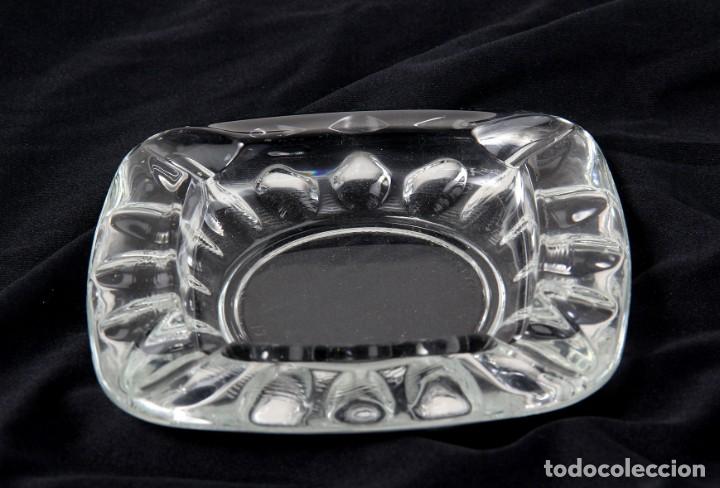 Vintage: Cenicero de cristal - Foto 2