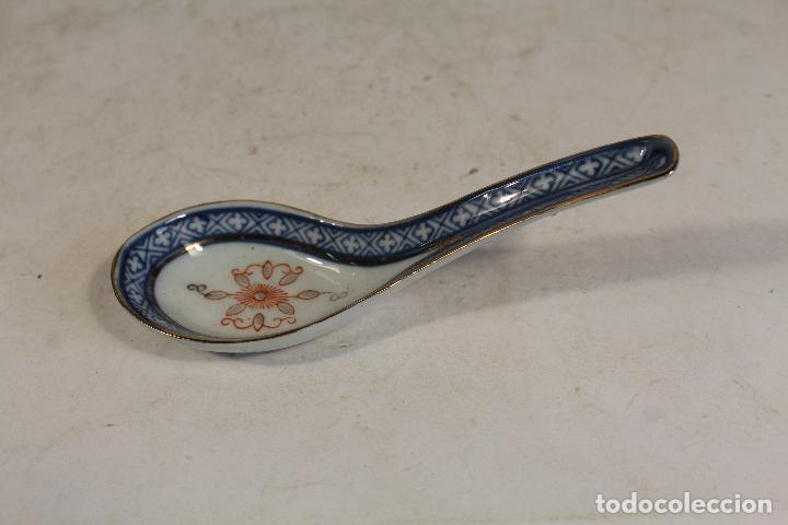 Vintage: cuchara salsa de porcelana