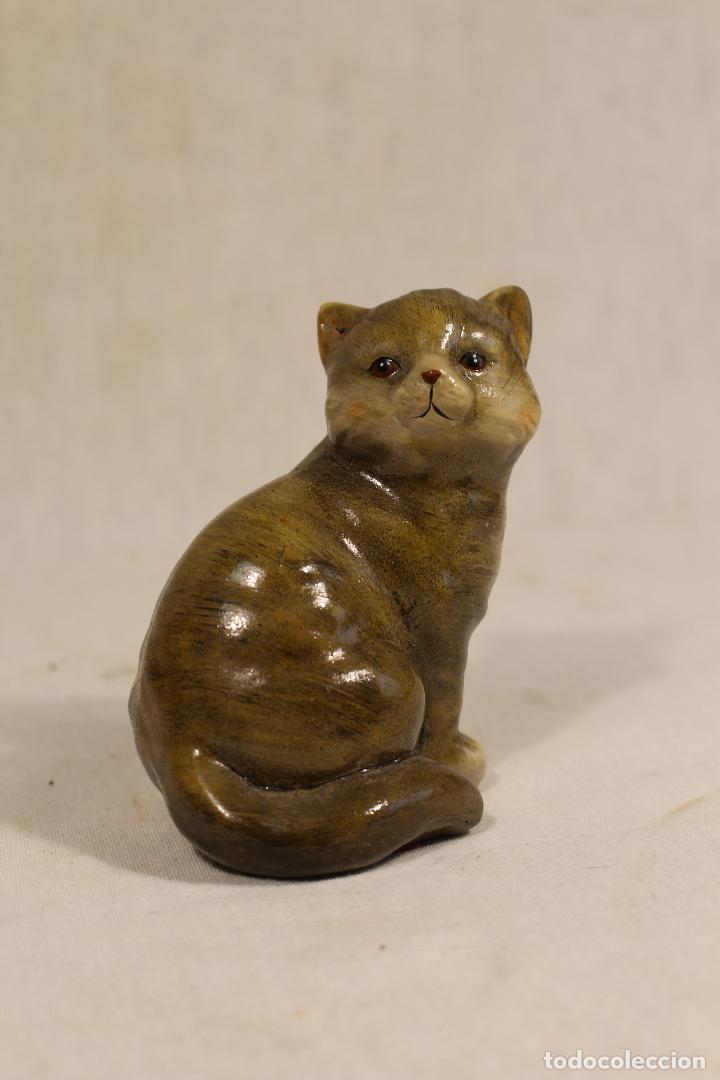 Vintage: figura de gato en ceramica