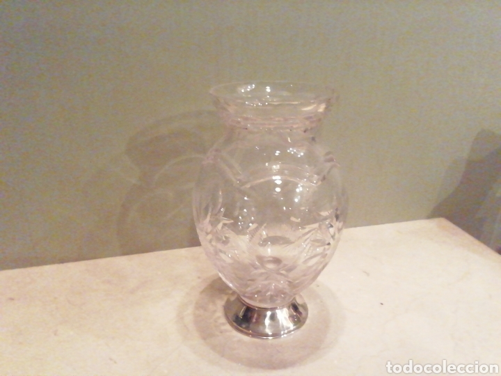Vintage: Jarr&oacute;n de cristal con base de plata. - Foto 1