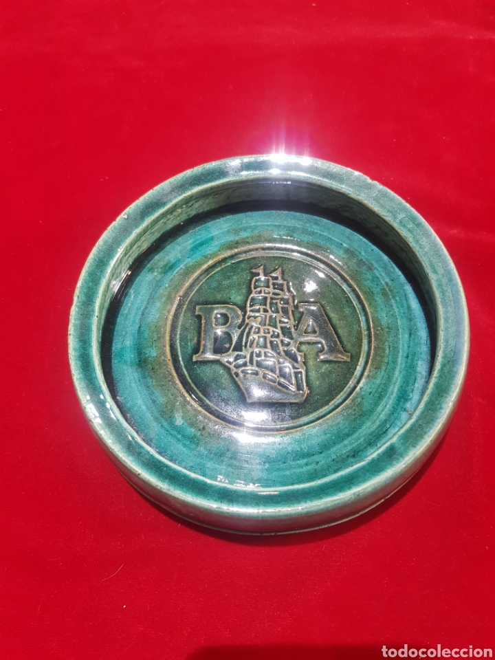 Vintage: Bonito cenicero de cer&aacute;mica vidriada verde Banco Atl&aacute;ntico