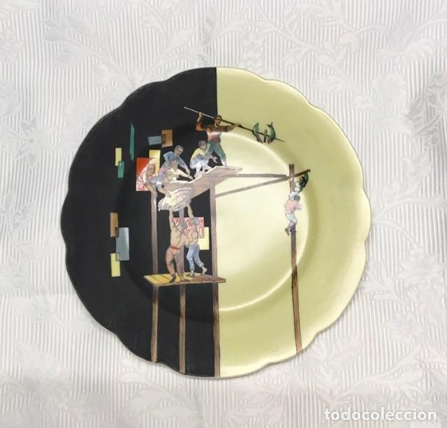Vintage: Original plato pintado a mano firma Calaryce