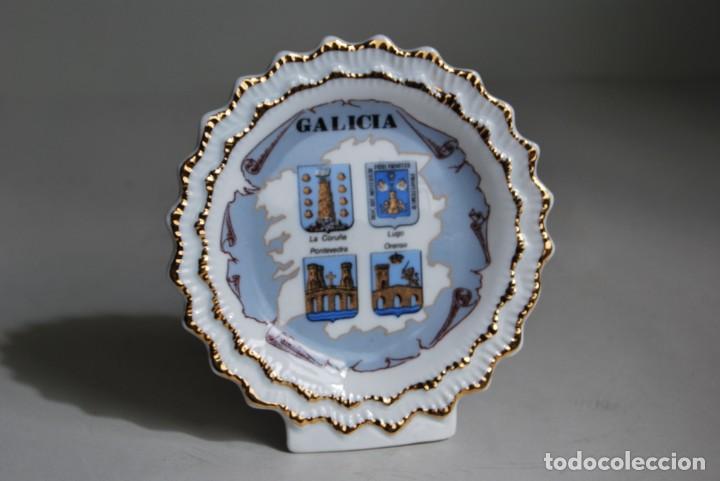 Vintage: PLATO CONCHA DE PORCELANA - GALICIA Y SUS PROVINCIAS