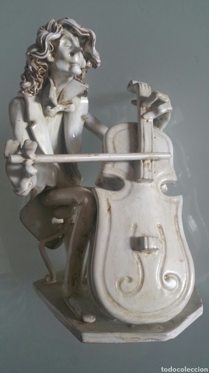 Vintage: Figura de cer&aacute;mica, violinista, ( Firmado: Dino Bencini )