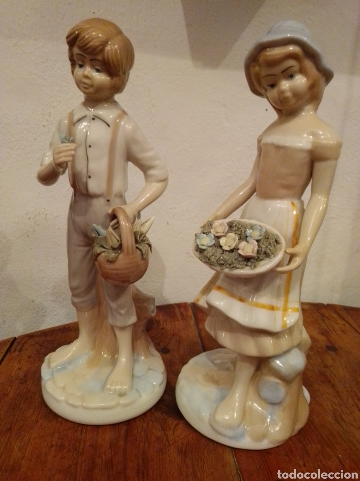 Vintage: Preciosa pareja de porcelana sello en la base pibs 28 cms
