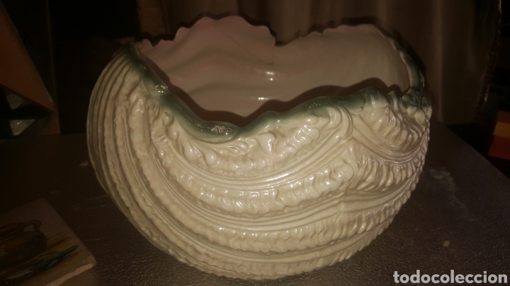 Vintage: Gran centro de ceramica irisada formado por dos conchas