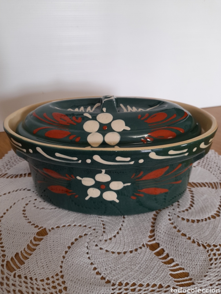 Vintage: TARTERA CON TAPA EN CER&Aacute;MICA ESMALTADA PINTADA A MANO