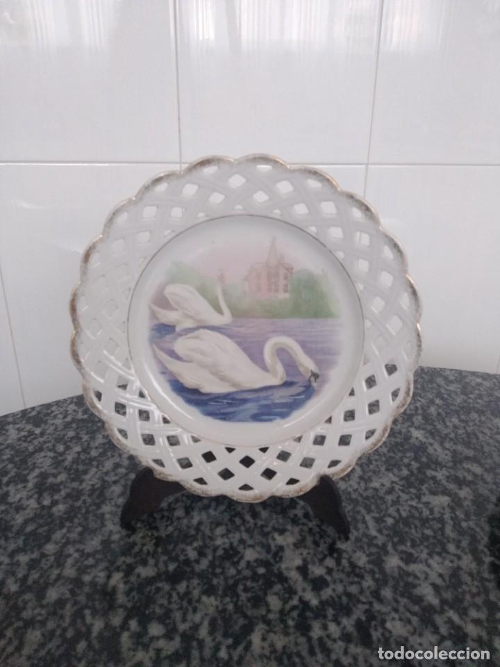 Vintage: Plato de cer&aacute;mica cisnes
