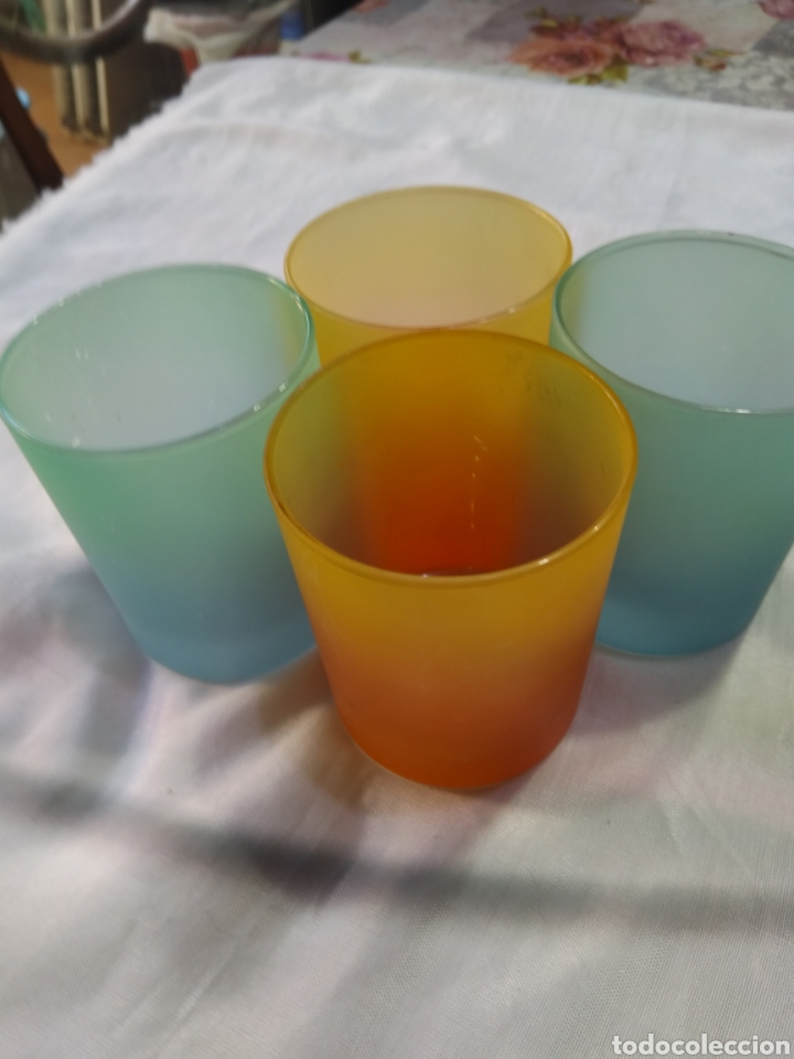 Vintage: Vasos color - Foto 2