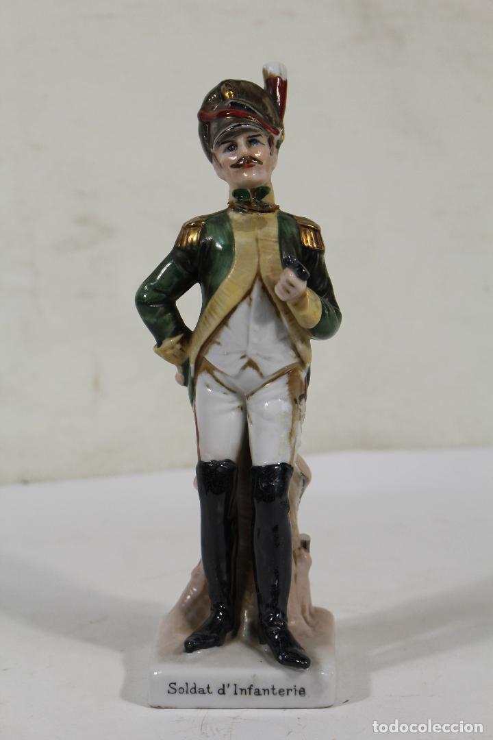 Vintage: soldat de infanteria de porcelana eiho - made in japan
