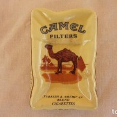 Vintage: CENICERO CAMEL VINTAGE