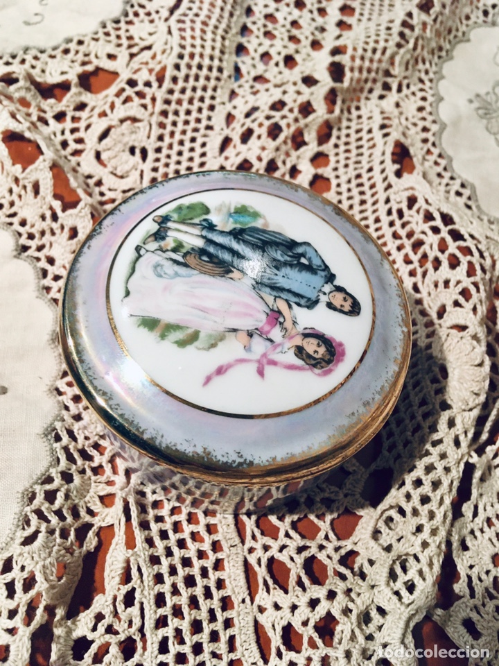 Vintage: Pastillero porcelana 2