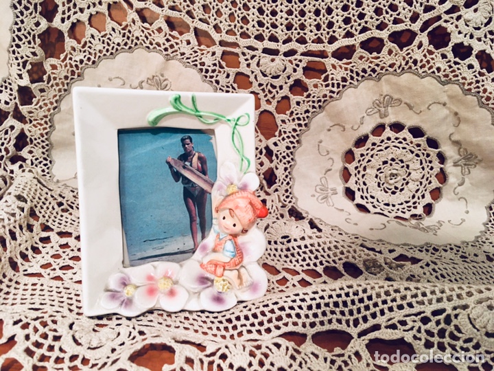 Vintage: Portafotos porcelana