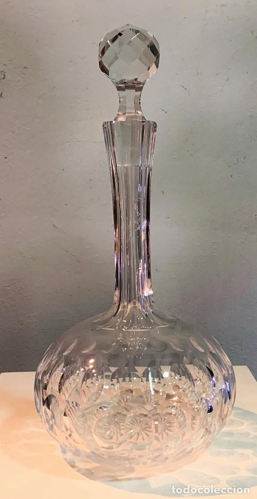 Vintage: Botella de cristal tallado - Foto 1