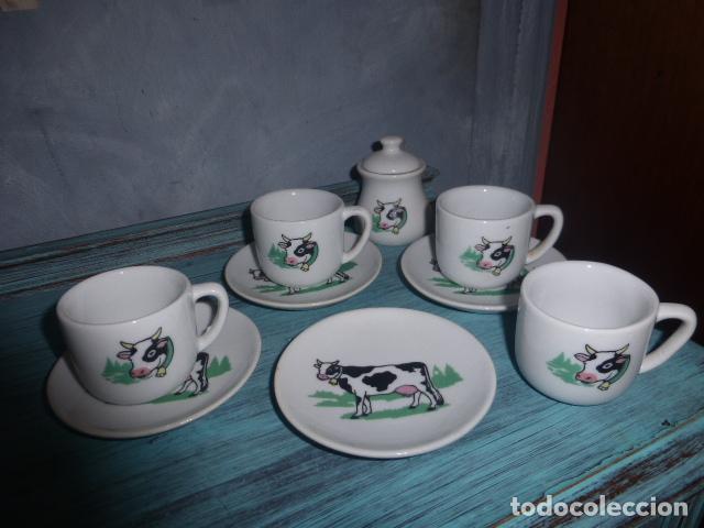 Vintage: JUEGO DE CAFE DE 4 SERVICIOS CON AZUQUERARA, DECORACION DE VACAS.