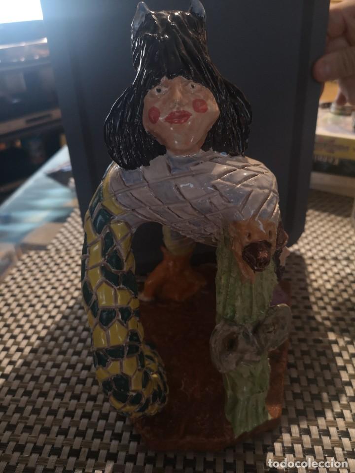 Vintage: Figura de cer&aacute;mica mitol&oacute;gica del escultor Alberto
