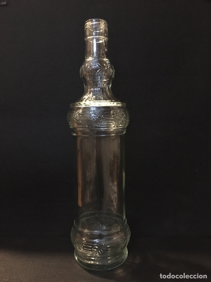 Vintage: Botella tallada - Foto 1