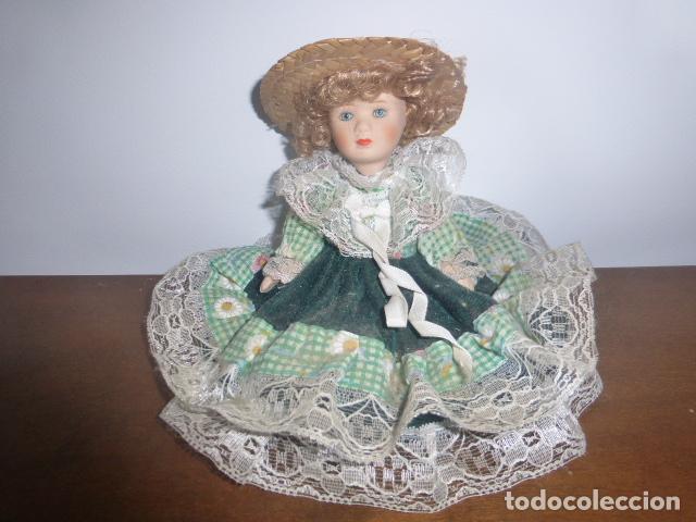 Vintage: MU&Ntilde;ECA DE PORCELANA - Foto 1
