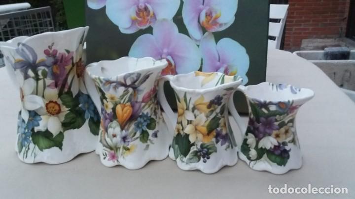 para jugar textura Consulado coleccion 4 jarras decoradas con flores sin uso - Compra venta en  todocoleccion