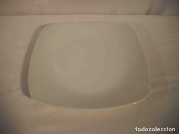 Vintage: PLATO BLANCO CUADRADO - Foto 1