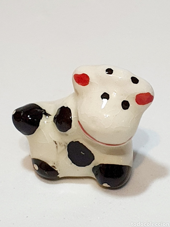 Vintage: VACA MINIATURA DE CER&Aacute;MICA O SIMILAR