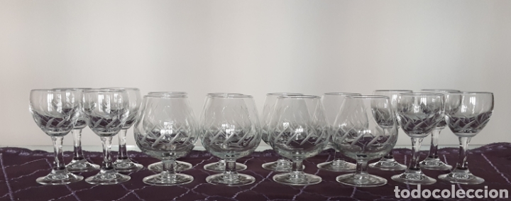 Vintage: 8 copas de co&ntilde;ac y 8 copas de licor - Foto 1