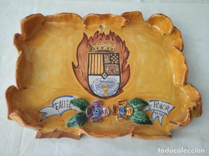 Vintage: Pergamino de ceramica Faller d'Honor 1998