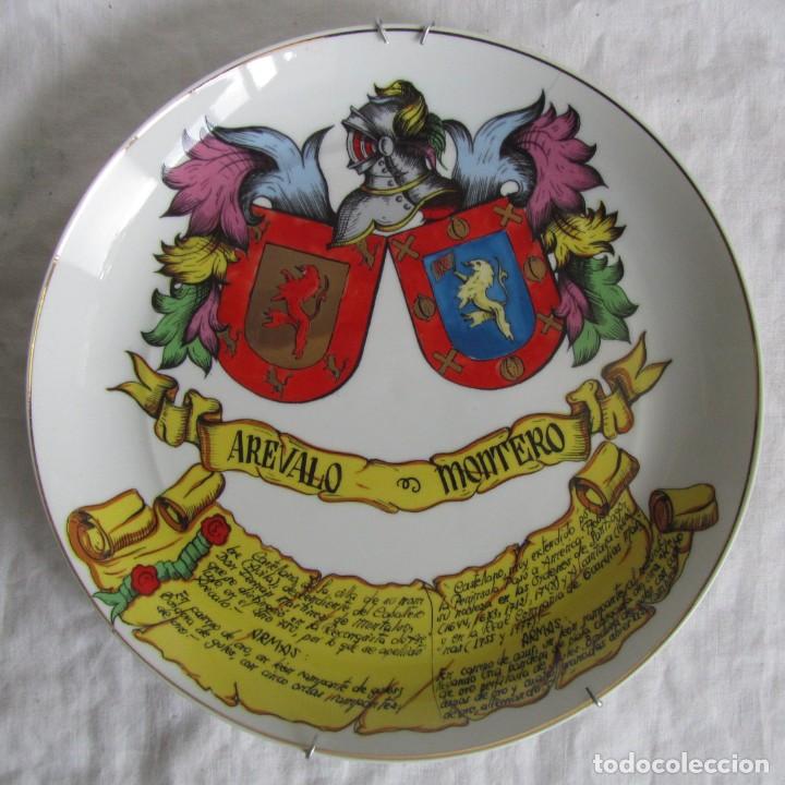 Vintage: Plato escudos her&aacute;ldico Ar&eacute;valo Montero