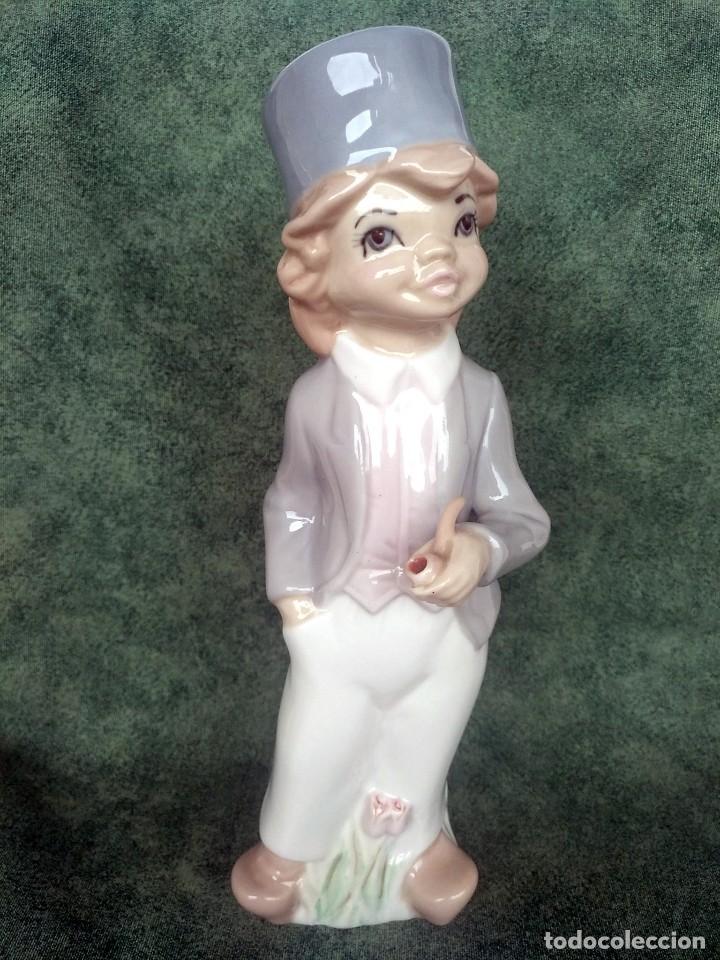 Vintage: FIGURA DE PORCELANA CASADES NI&Ntilde;O CON PIPA