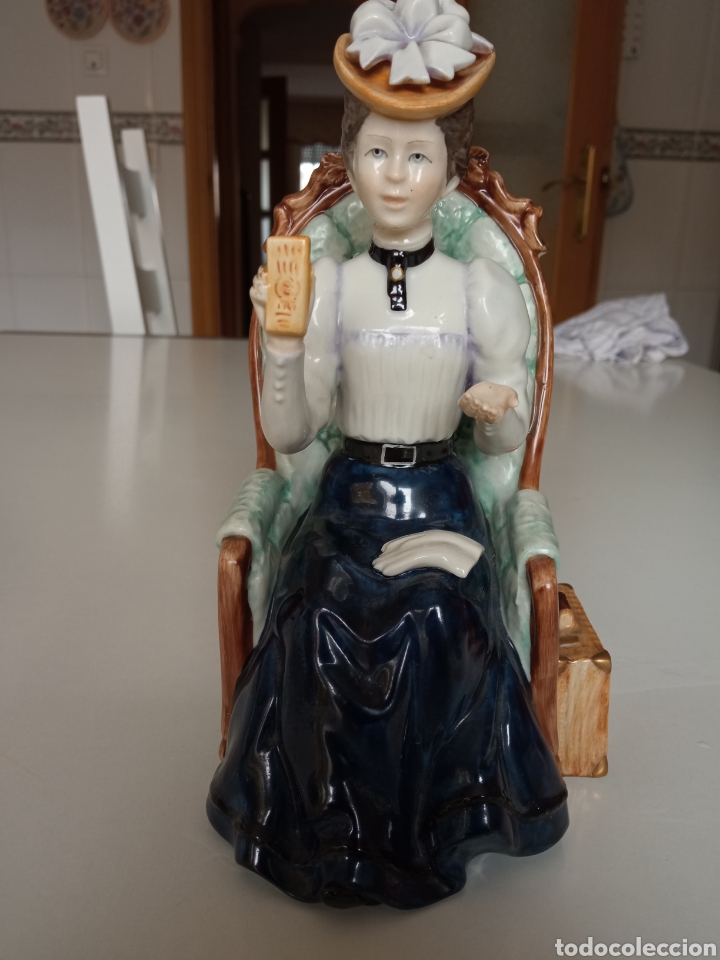 Vintage: Figura cer&aacute;mica trofeo ALBEE de reconocimiento distribuidoras AVON