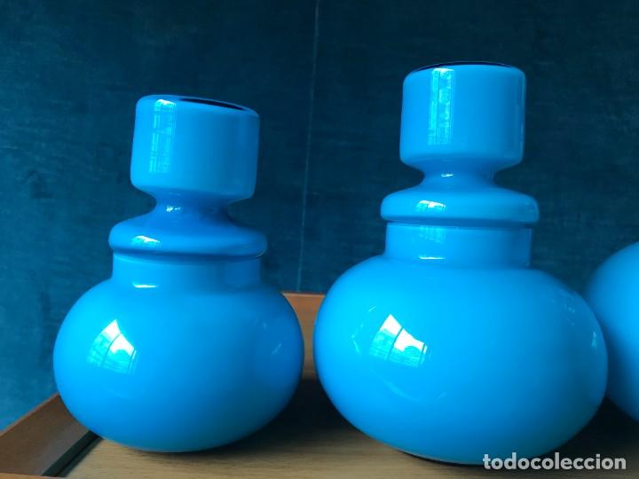 Vintage: Juego de tocador opalina azul - Foto 2