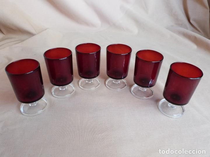 Vintage: Lote 6 vasos copa roja cristal Luminarc rojo Rubi pie transparente vino aperitivo France a&ntilde;os 60 70