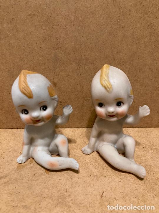 Vintage: Pareja de Kewpies de biscuit - Foto 1
