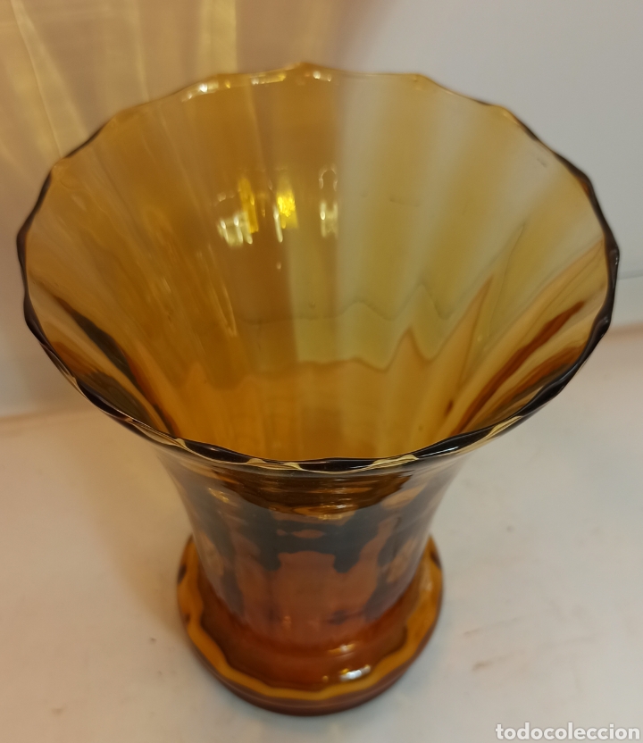 Vintage: jarron de cristal ambar - Foto 1