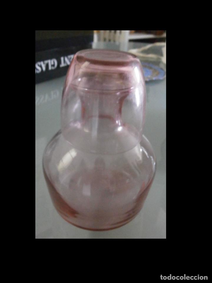 Vintage: Botella de vidrio con vaso - Foto 1