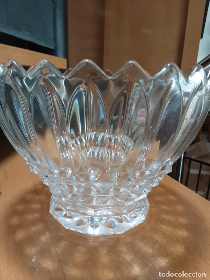 Vintage: CENTRO MESA DE CRISTAL - Foto 2