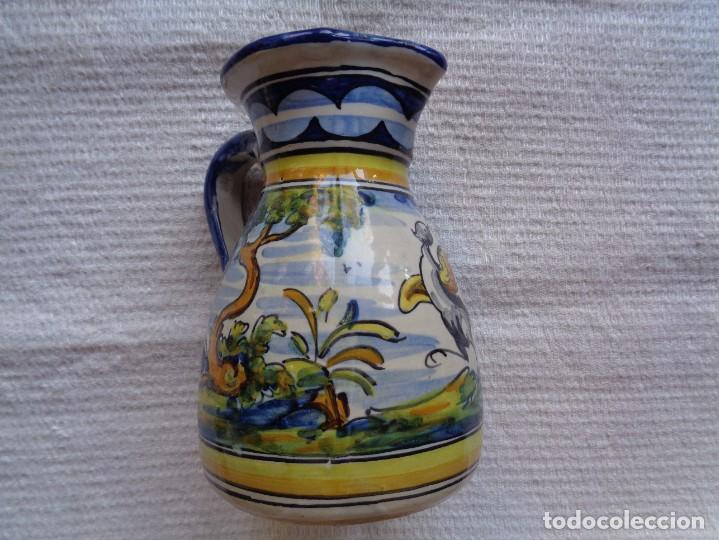 Vintage: JARRA DE CER&Aacute;MICA DE TALAVERA PINTADA CON MOTIVOS DE MONTER&Iacute;A. 16 Cm.